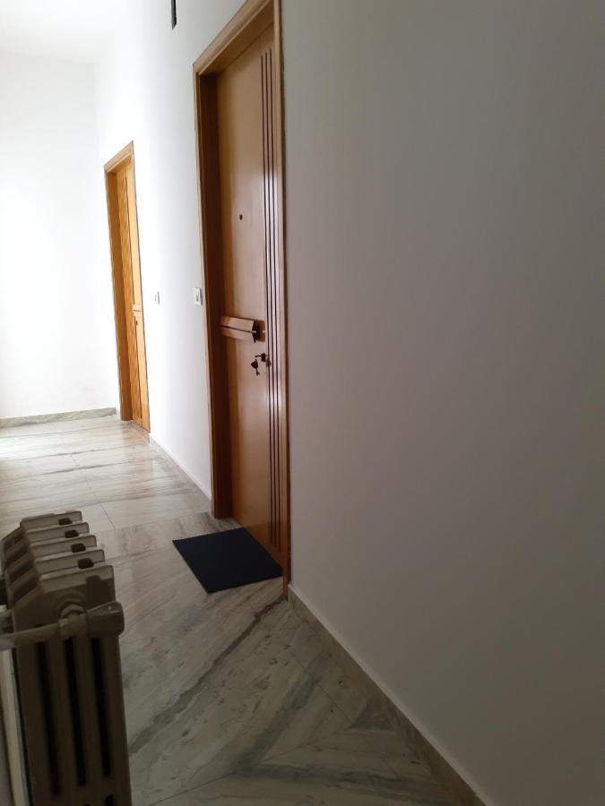 Thomas'S Home - Appartamento A Comiso Dış mekan fotoğraf